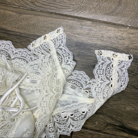 VICTORIAS SECRET Vintage Gold Label Lace Lingerie - Picture 6 of 13